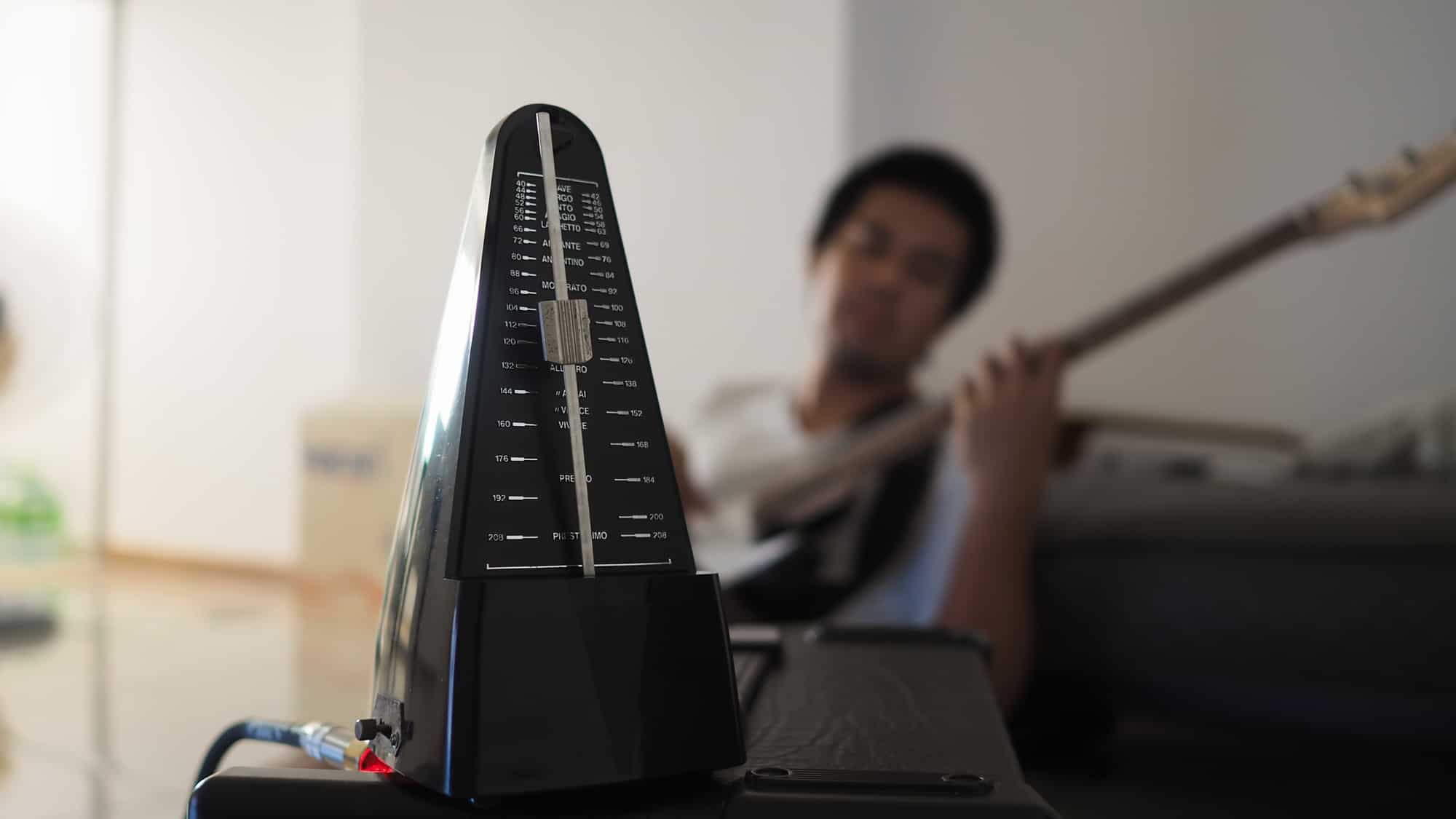 how-to-practice-with-a-metronome-a-simple-and-detailed-guide