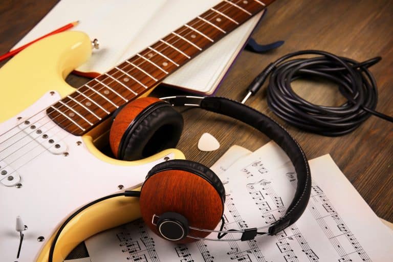 Electric guitar with headphones